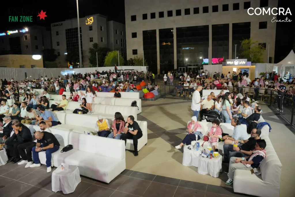 NASHAMA FAN ZONE by COMCRA