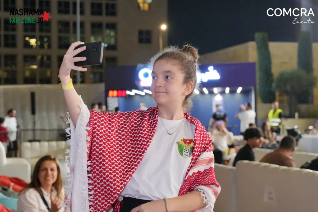 NASHAMA FAN ZONE by COMCRA
